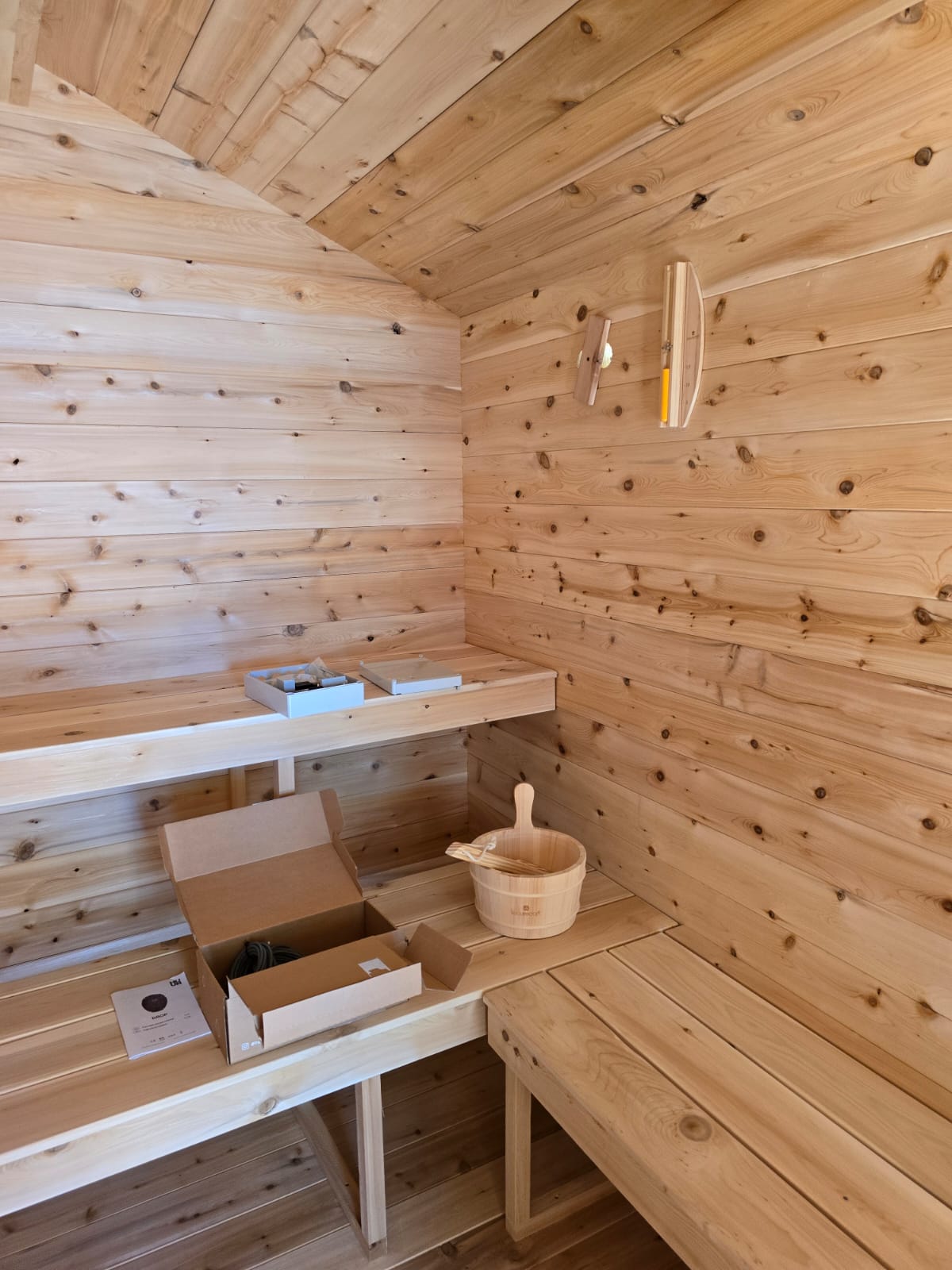 CT Georgian Cabin Sauna with Porch Product ID: CTC88PW